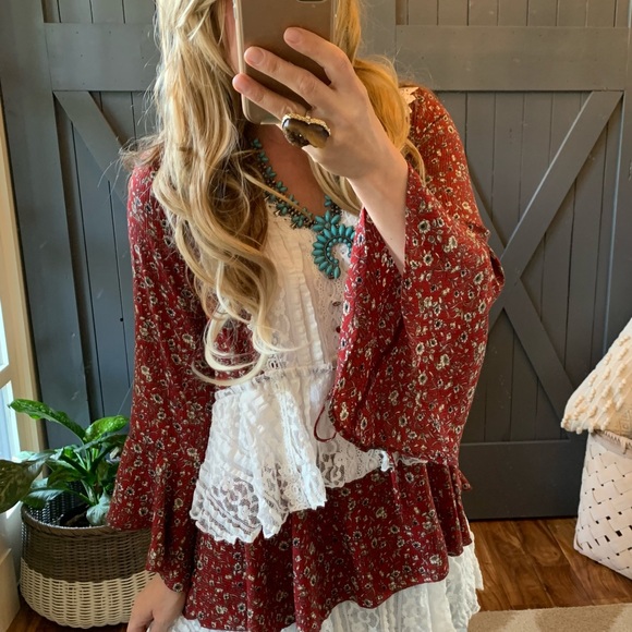 FLASH SALE! New Boho Vintage Lace Floral Long Sleeve Dress - Picture 4 of 9